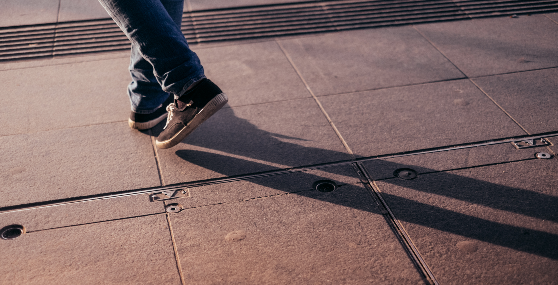 How do I use the Woorti app?